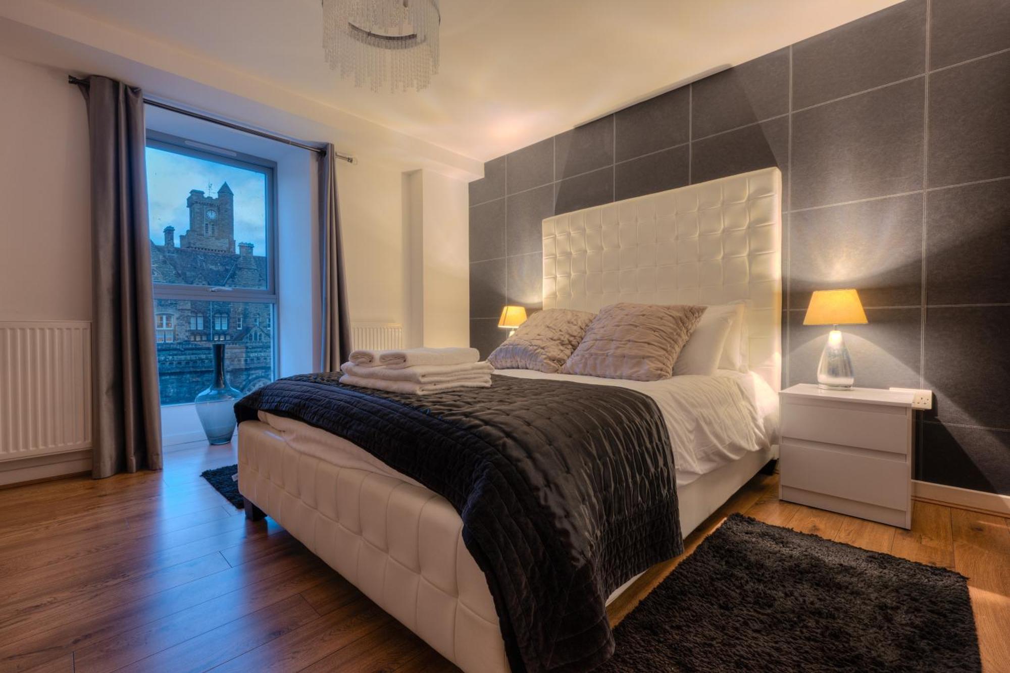 Ac19 Lower North Aisle - Luxury Self Catering 2 Bedroom Apartment حصن أوغسطس المظهر الخارجي الصورة