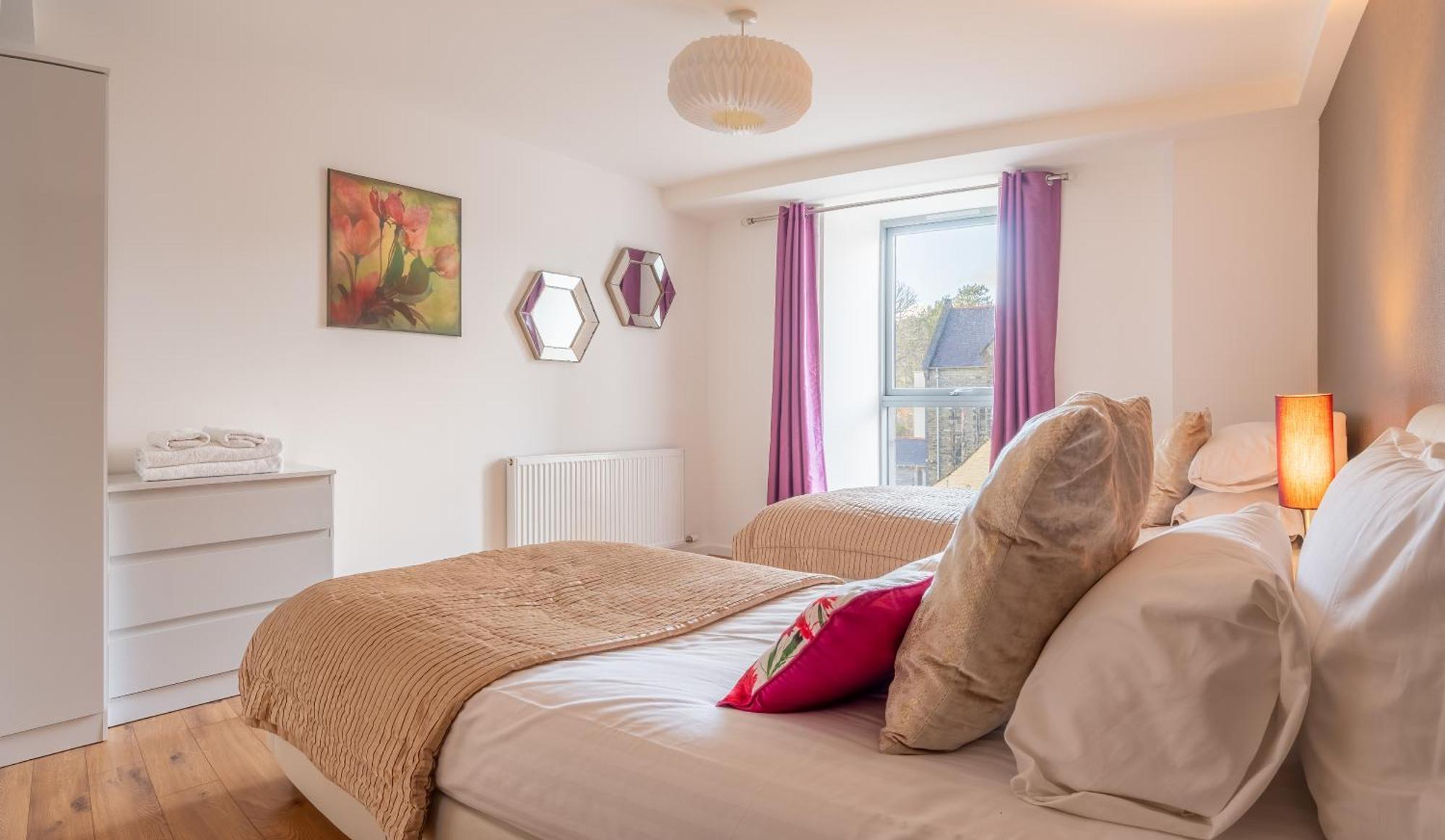 Ac19 Lower North Aisle - Luxury Self Catering 2 Bedroom Apartment حصن أوغسطس المظهر الخارجي الصورة