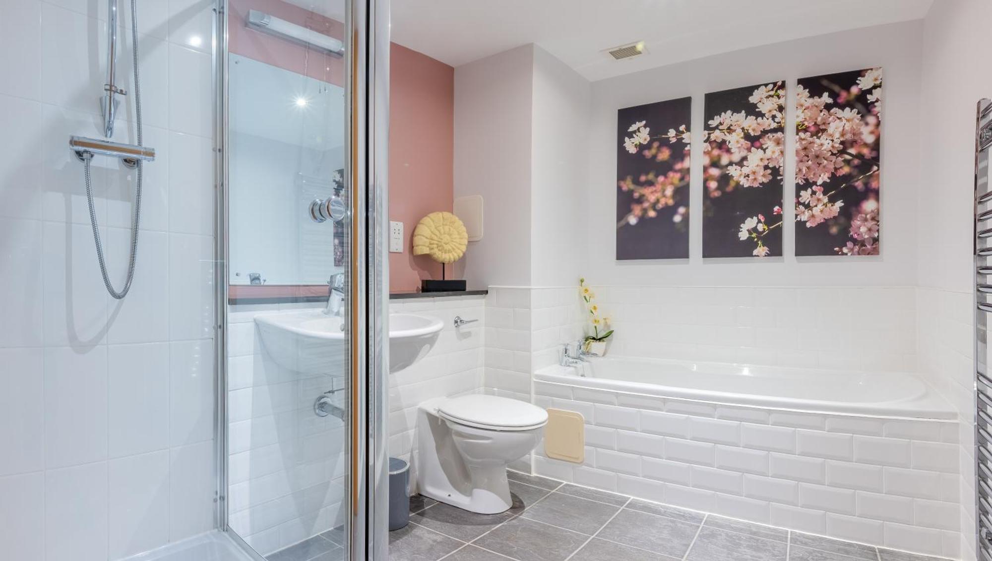 Ac19 Lower North Aisle - Luxury Self Catering 2 Bedroom Apartment حصن أوغسطس المظهر الخارجي الصورة